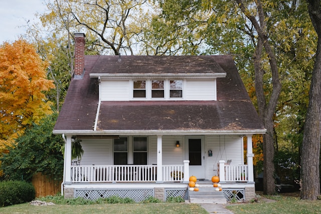 10 Questions to Ask Before Hiring a Home Inspector